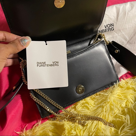 COPY - Diane von Furstenberg Velvet Soirée Bag - Picture 3 of 11